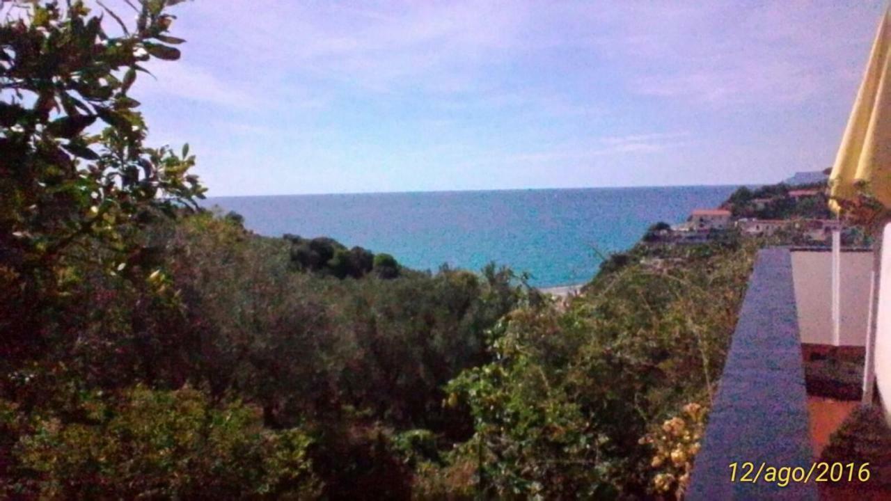 Il Capriolo Bed & Breakfast Celle Ligure Exterior photo